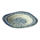 Wavy model faience dish from delft blauw holland