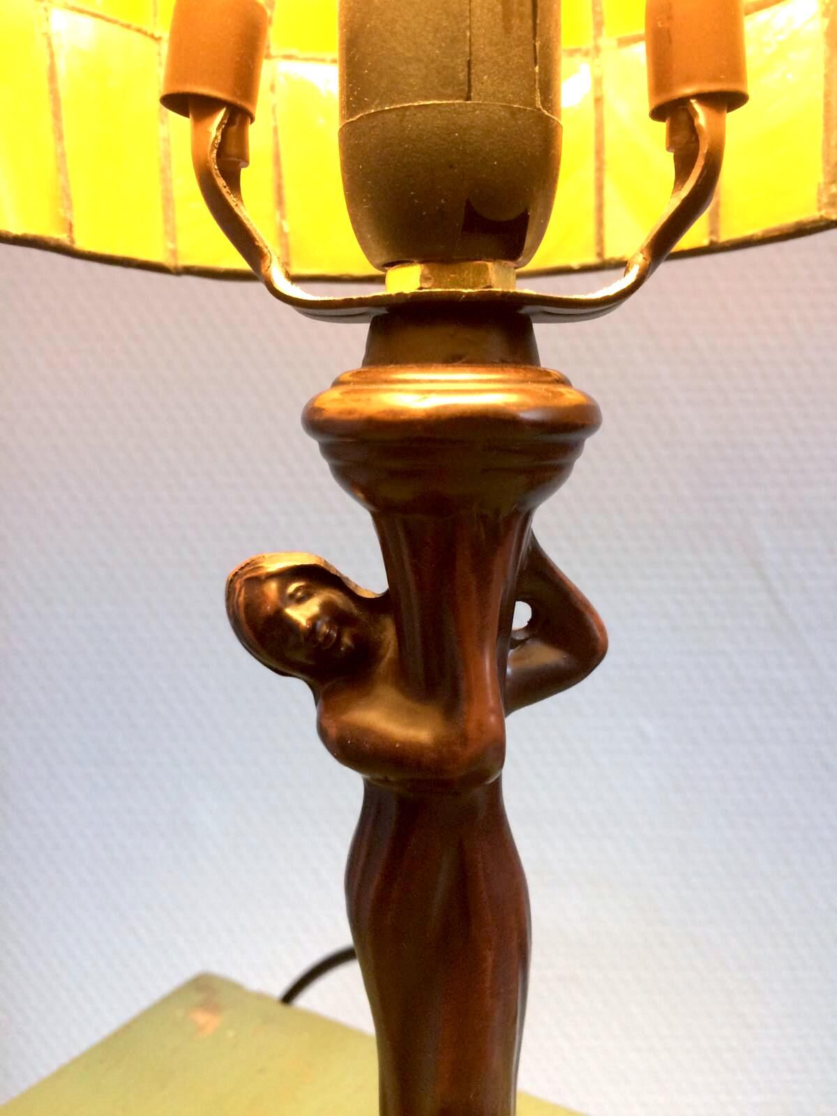 Lampe Tiffany pied en bronze femme