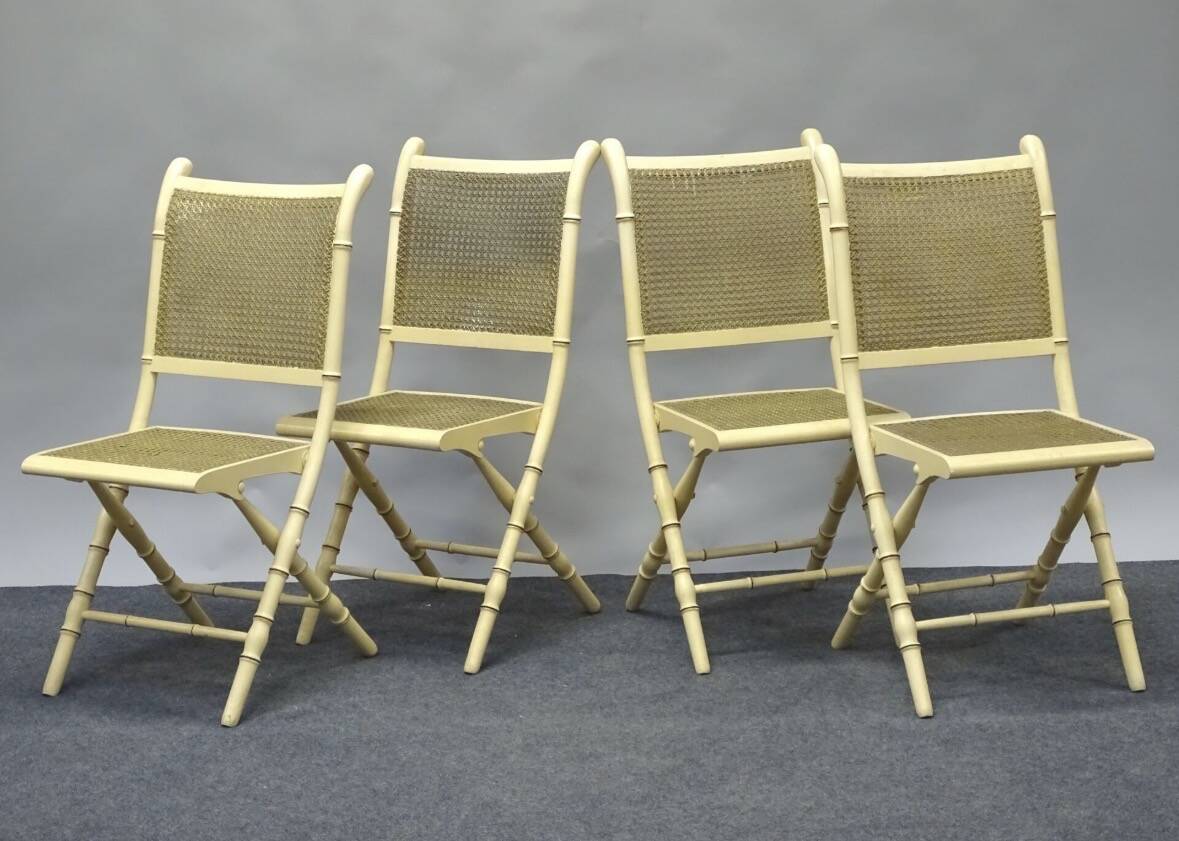 Lot of 4 folding chairs