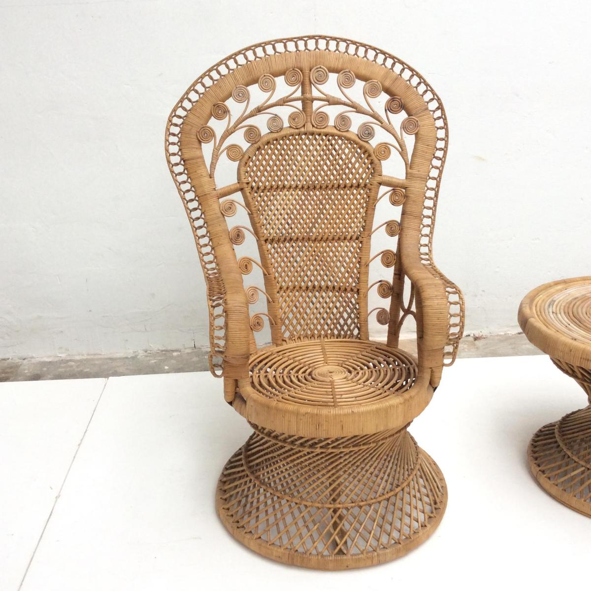 Emmanuelle vintage s 1970 Indonesia rattan chair