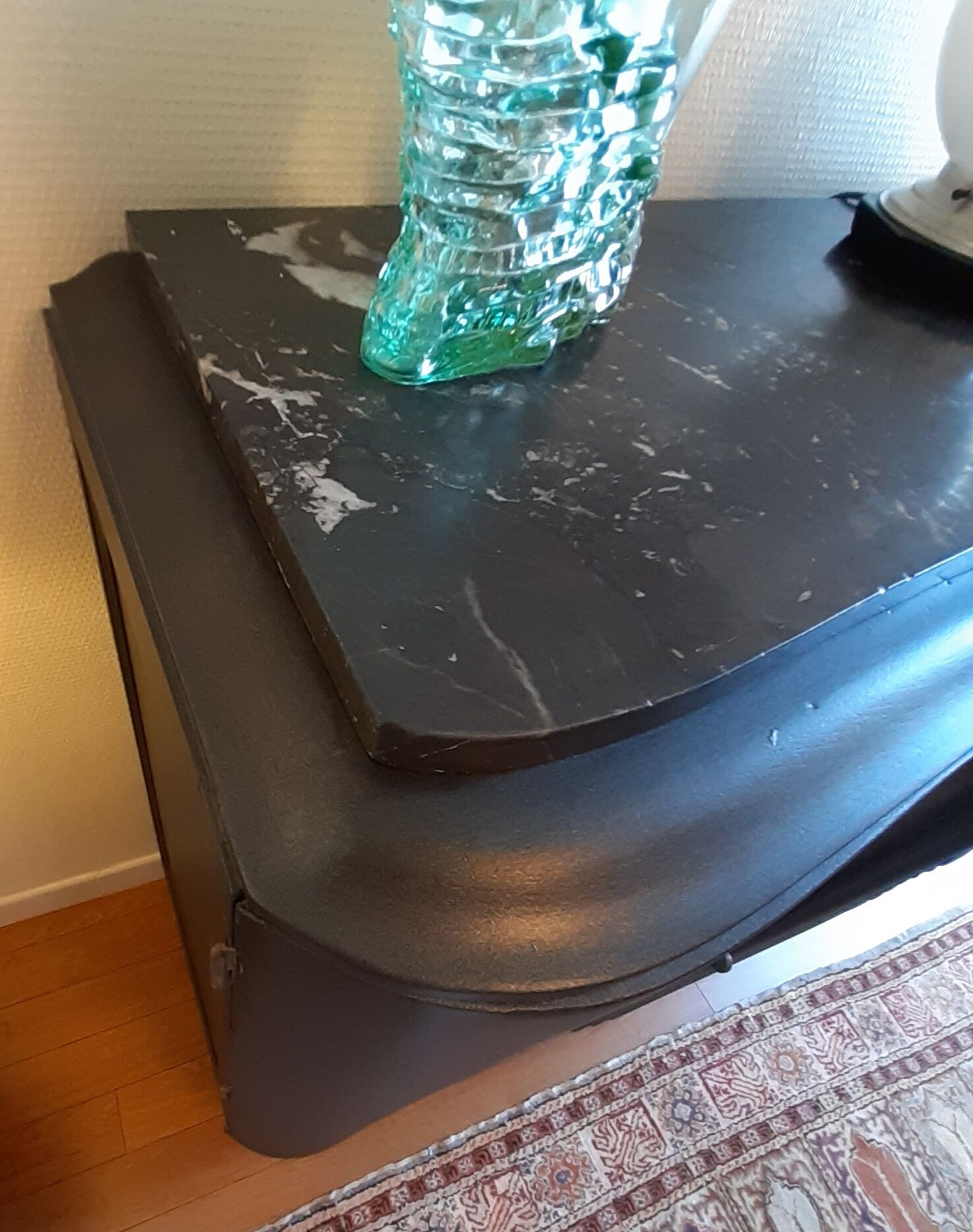 Buffet art deco black steel on marble or 2-door dresser