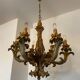 Lustre style Hollywood Regency années 70 bois sculpté