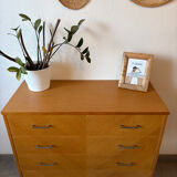 Vintage oak chest of drawers from the 1960s.