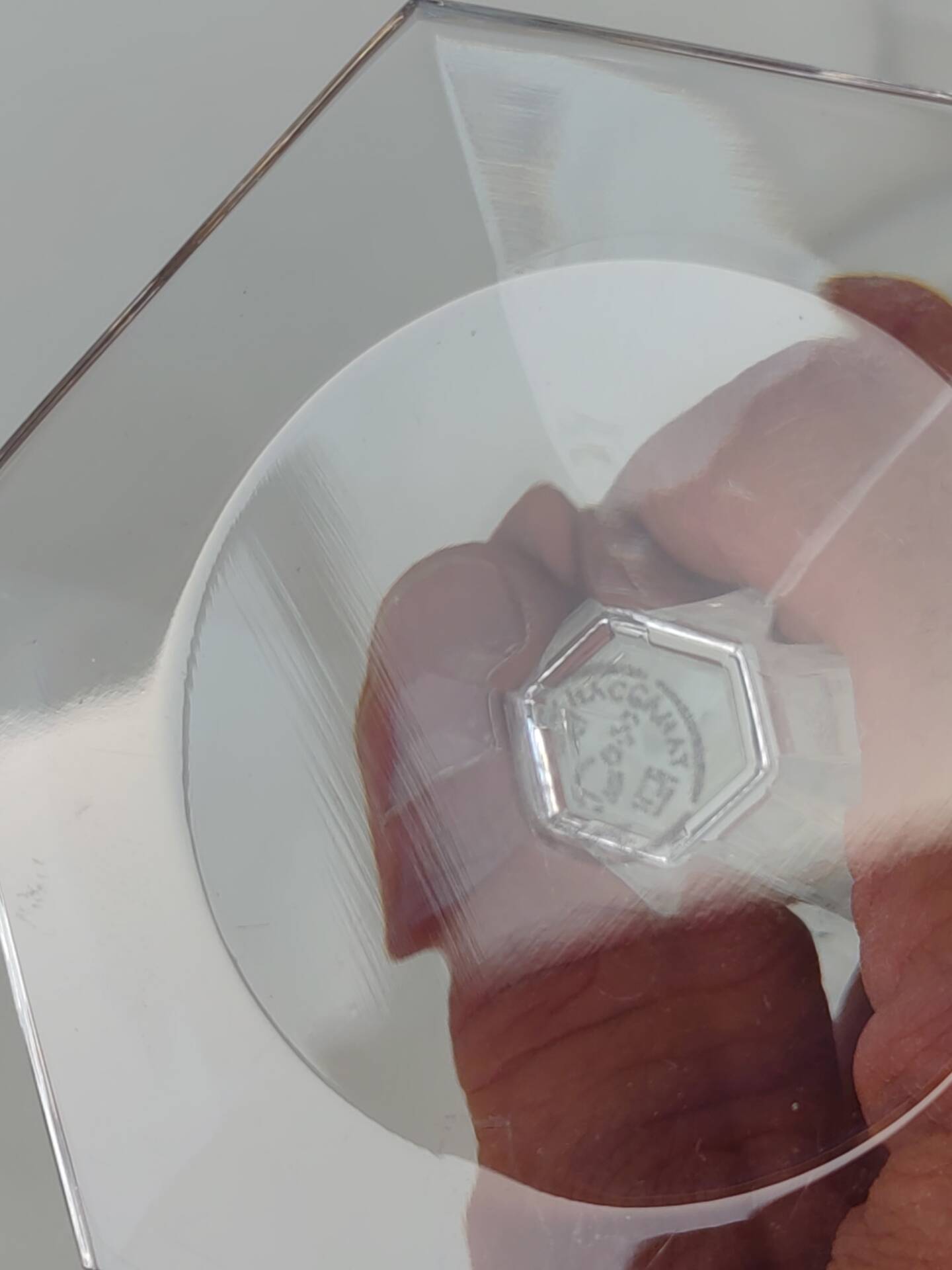 9 grands verres en cristal de baccarat, modèle Malmaison.