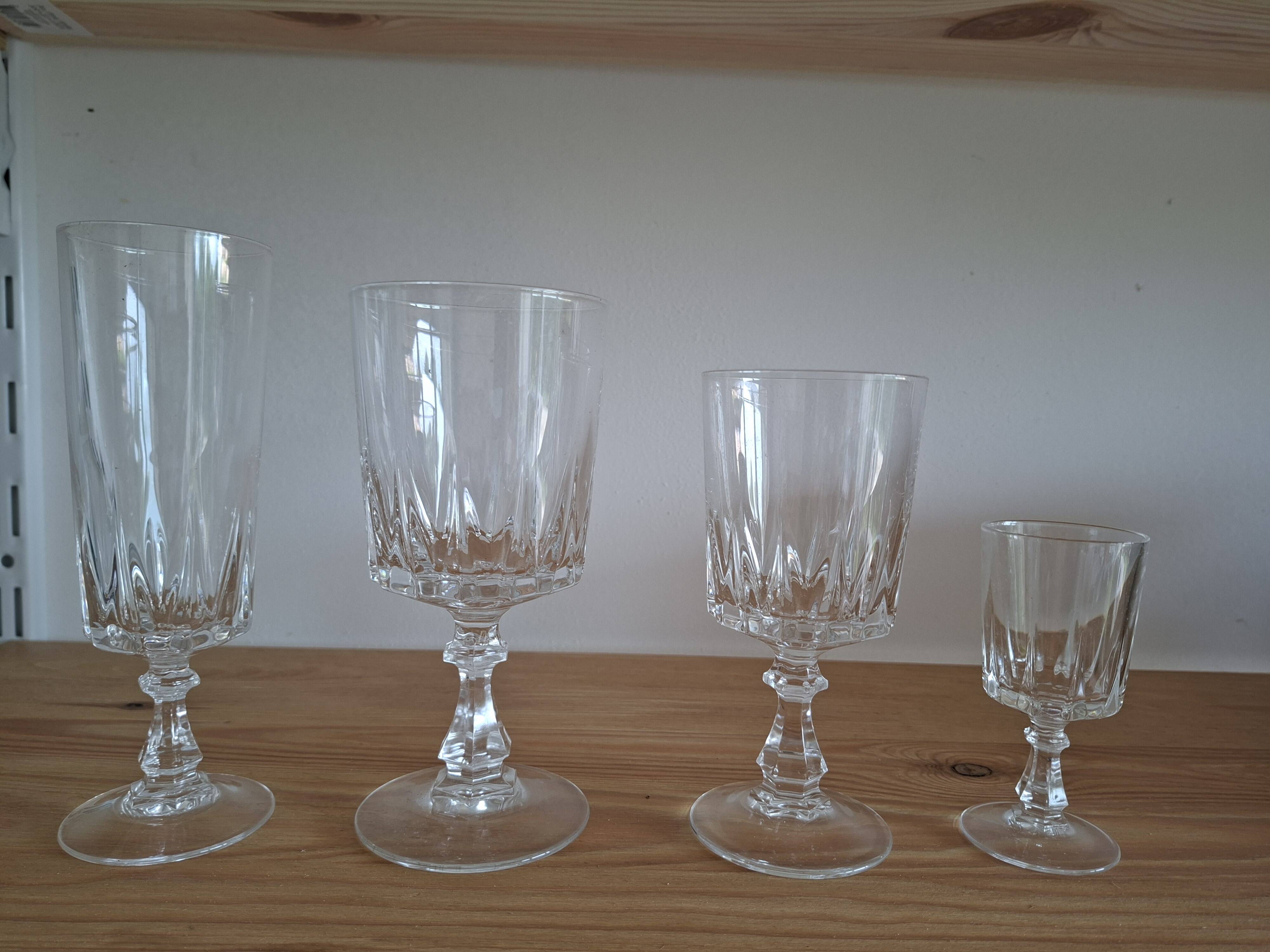 Crystal glass service from Arc model Louvre