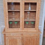 Sideboard with 2 glass panels