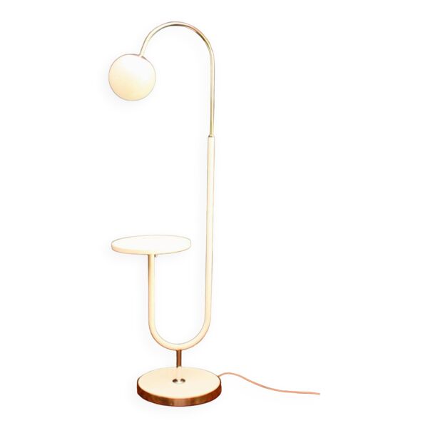 Lampadaire fonctionnaliste, Tchécoslovaquie — Beyit