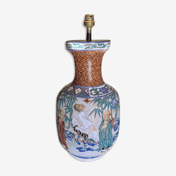 Ceramic lamp with Chinese decorations