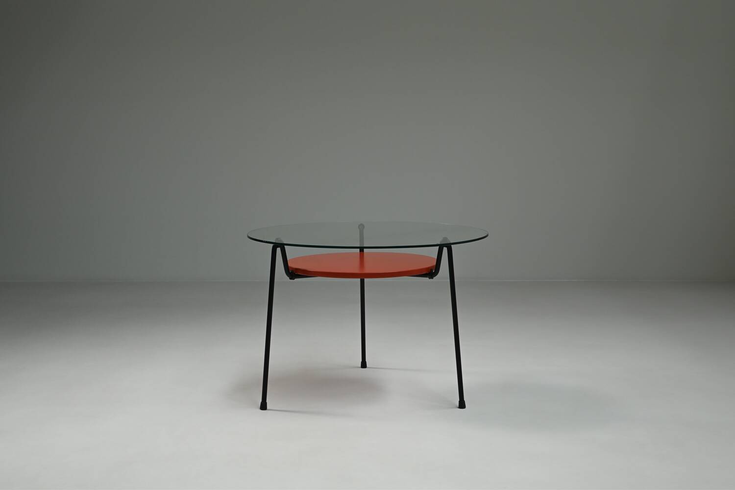 535 “Mug” table by Wim Rietveld for Gispen, 1950s The Netherlands.