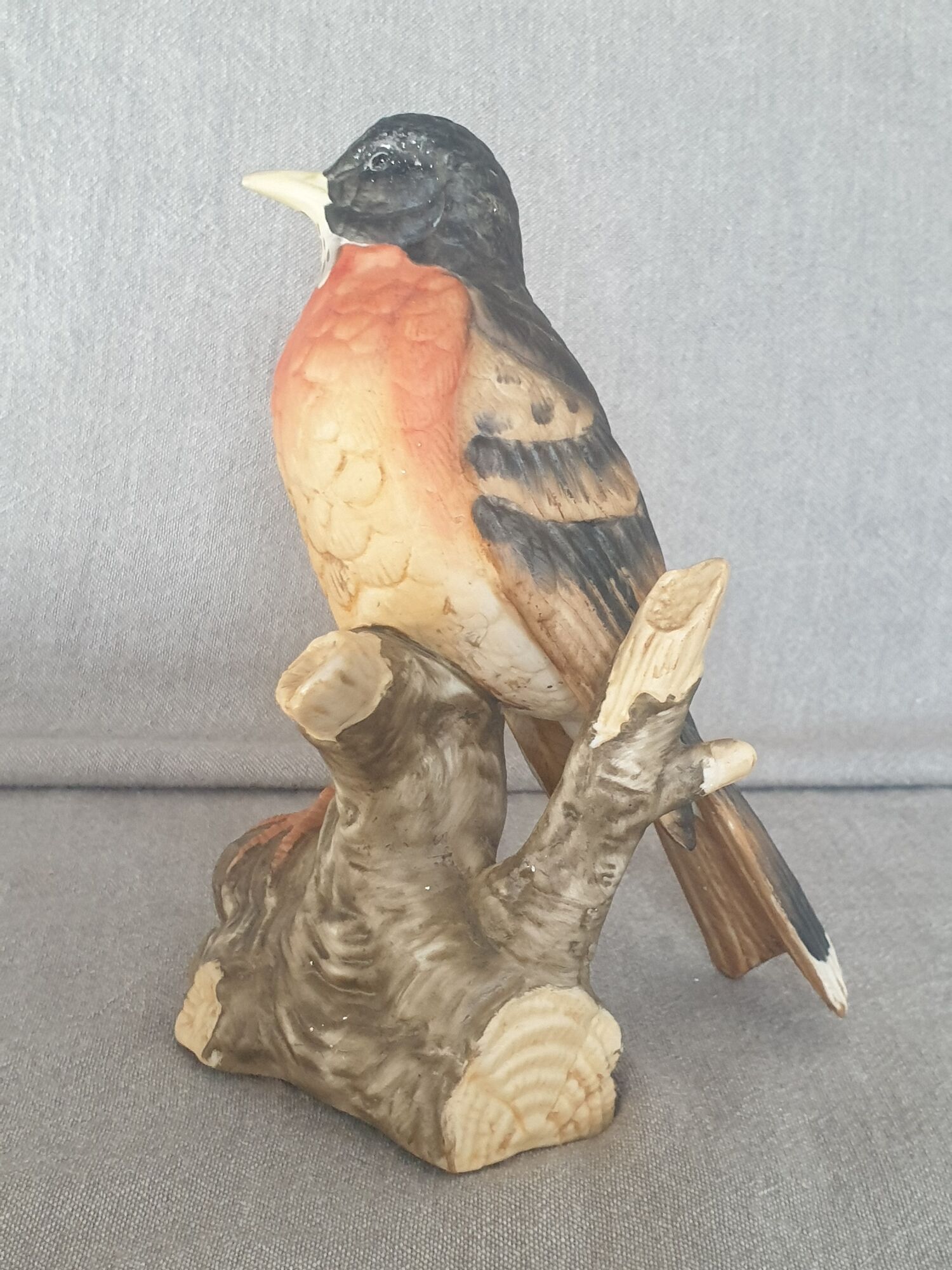 Matte porcelain bird sculpture from Milan by Eda Mann, American Blackbird