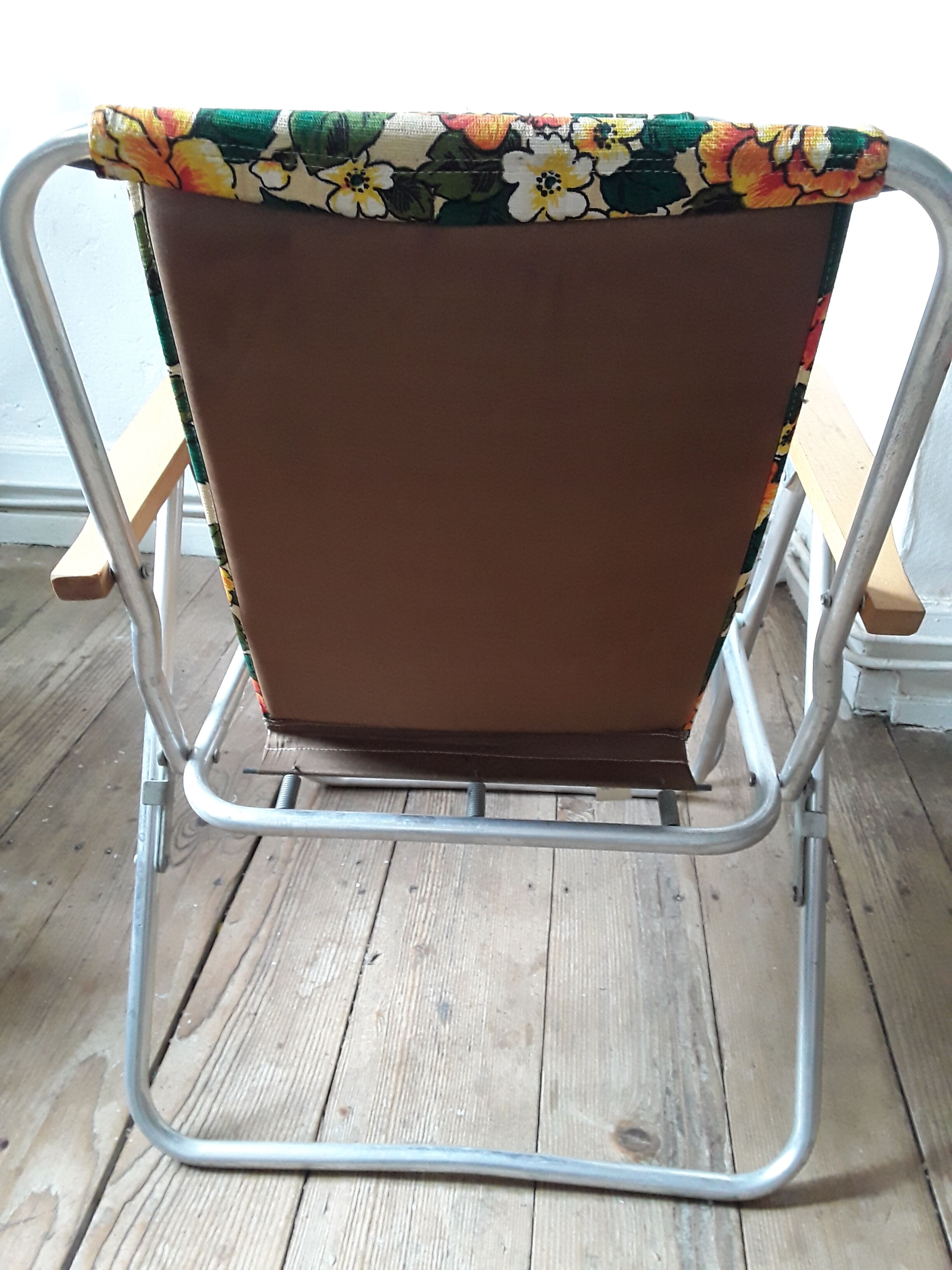 Vintage folding camping chairs 60s/70s
