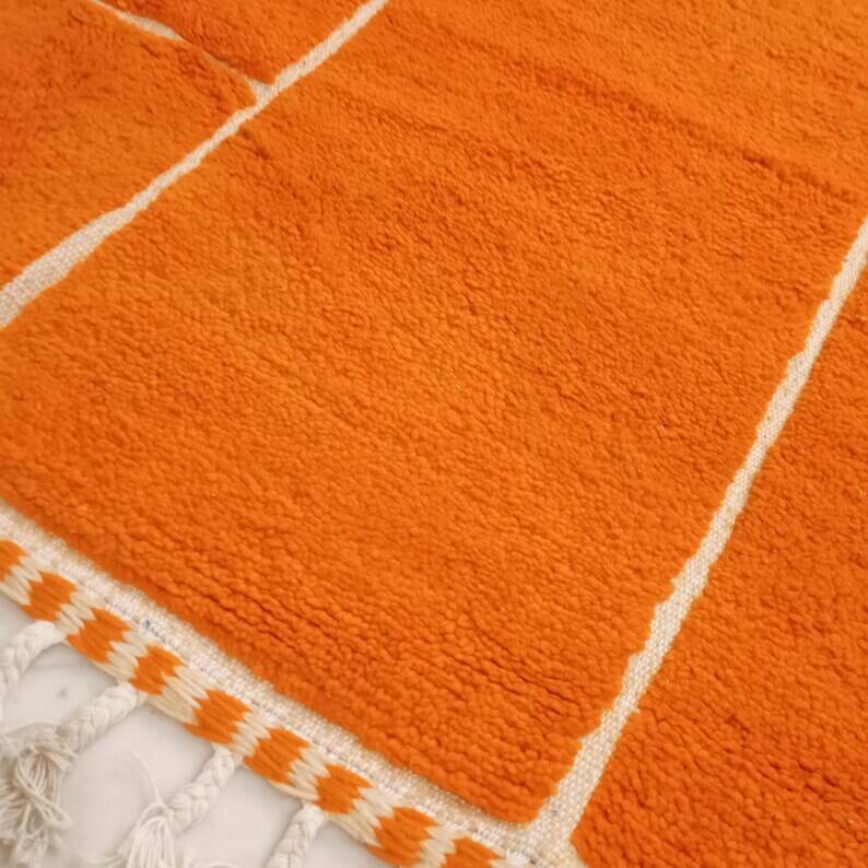 Magnificent handcrafted rug 250cm x 150cm