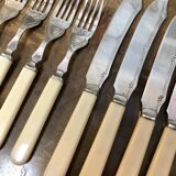 Silver-plated metal fish cutlery set consisting of 6 forks and 6 knives
