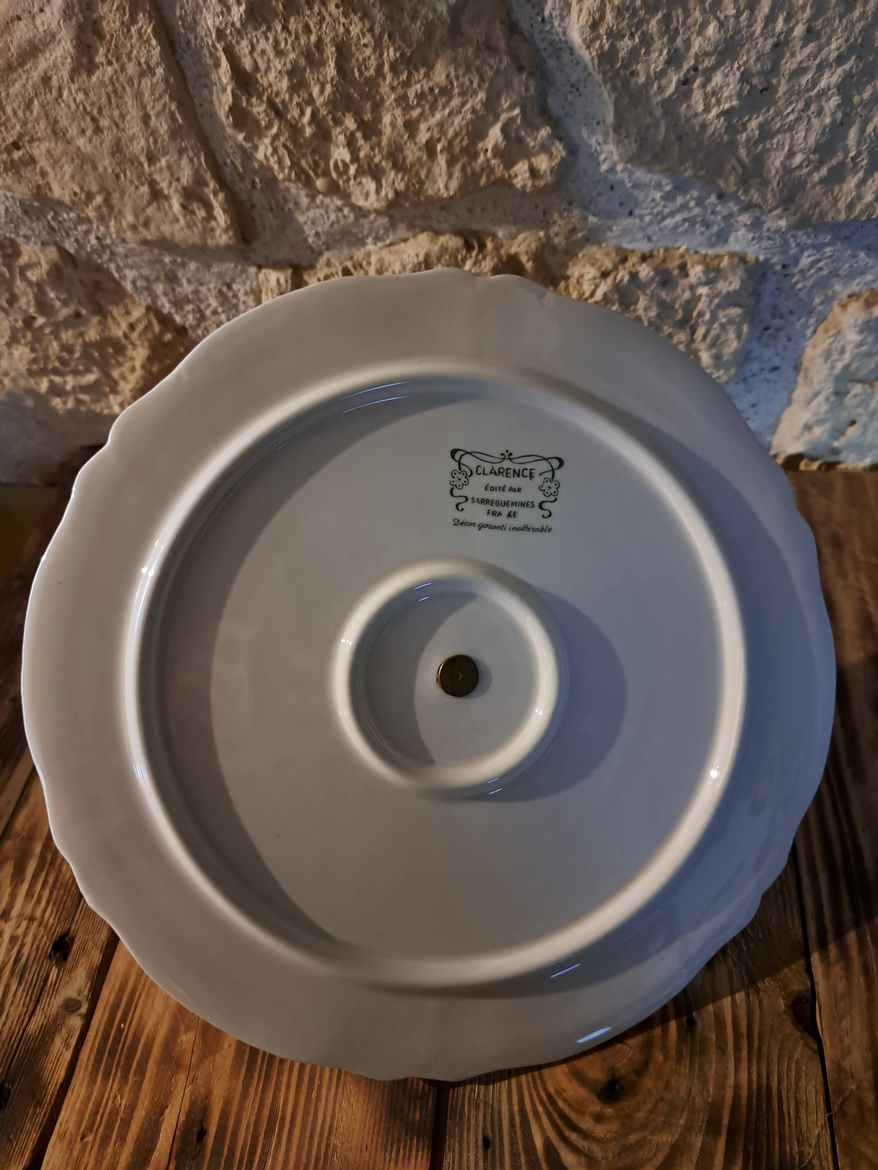 earthenware cheese tray Clarence pattern by Sarreguemines