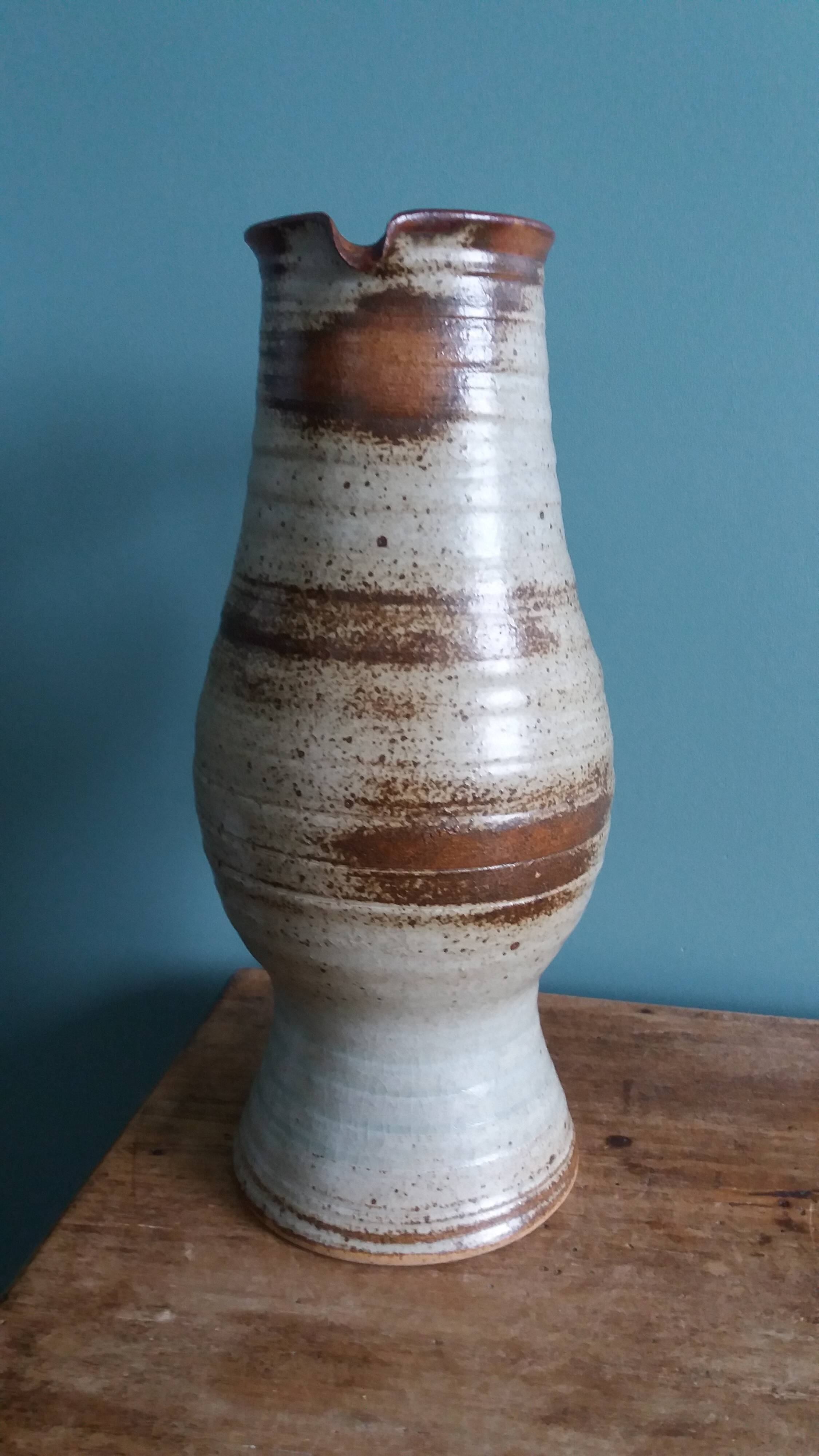 Stoneware pitcher signed Jean Tessier, Atelier Le Cep