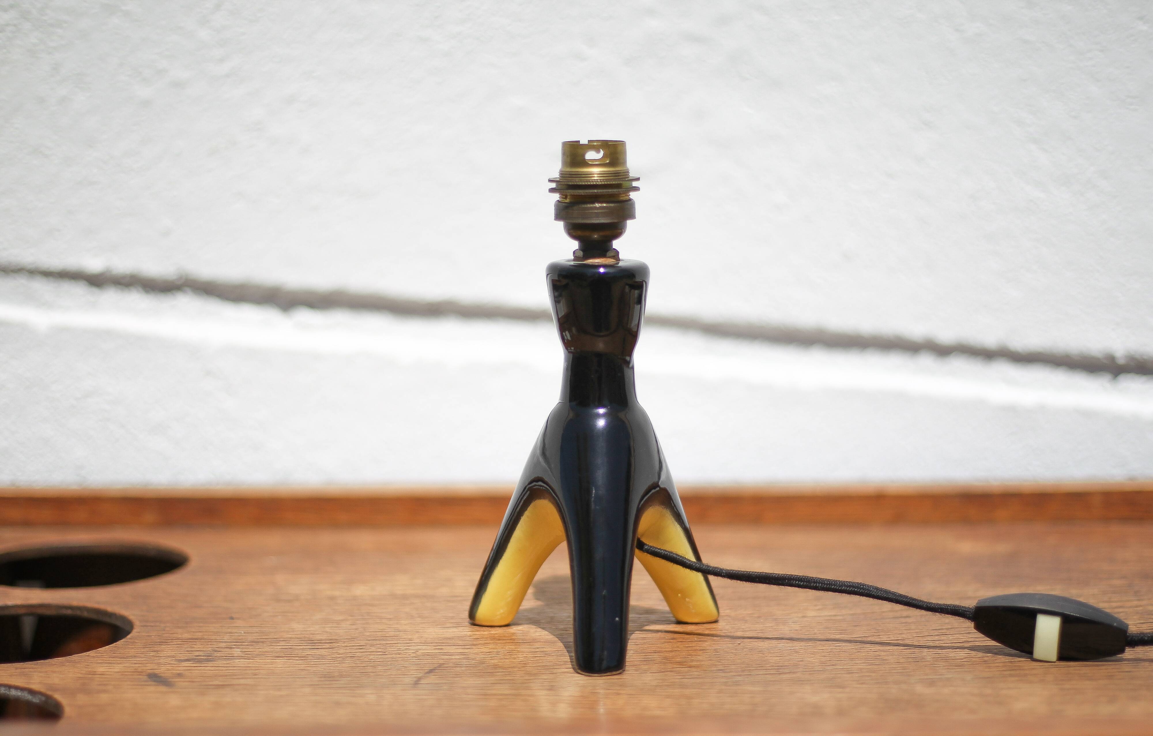 Tripod ceramic table lamp, bedside lamp, accent lamp, 50's