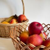 Set of 2 vintage rattan baskets