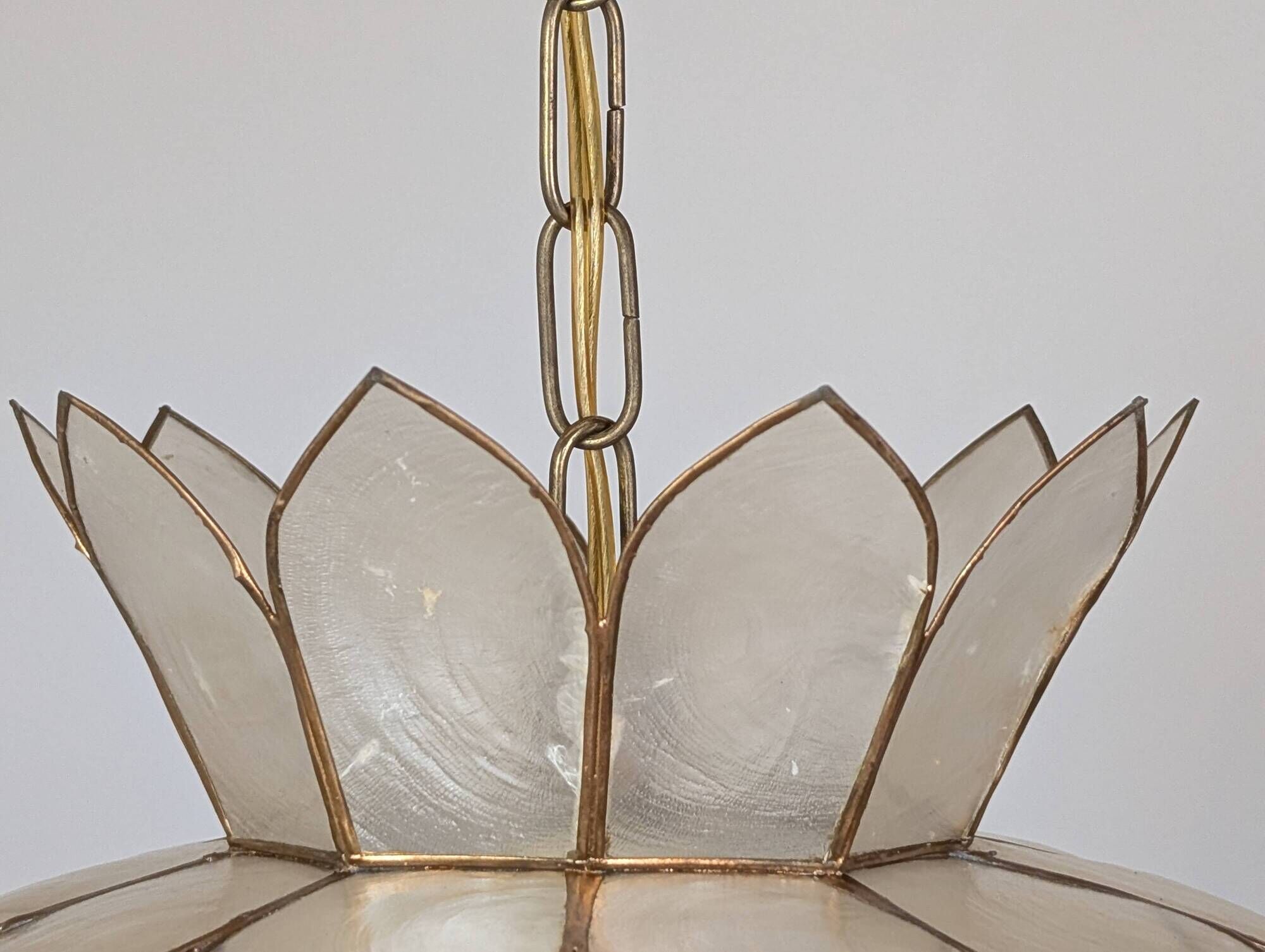 Pair of Lotus mother-of-pearl pendant lights