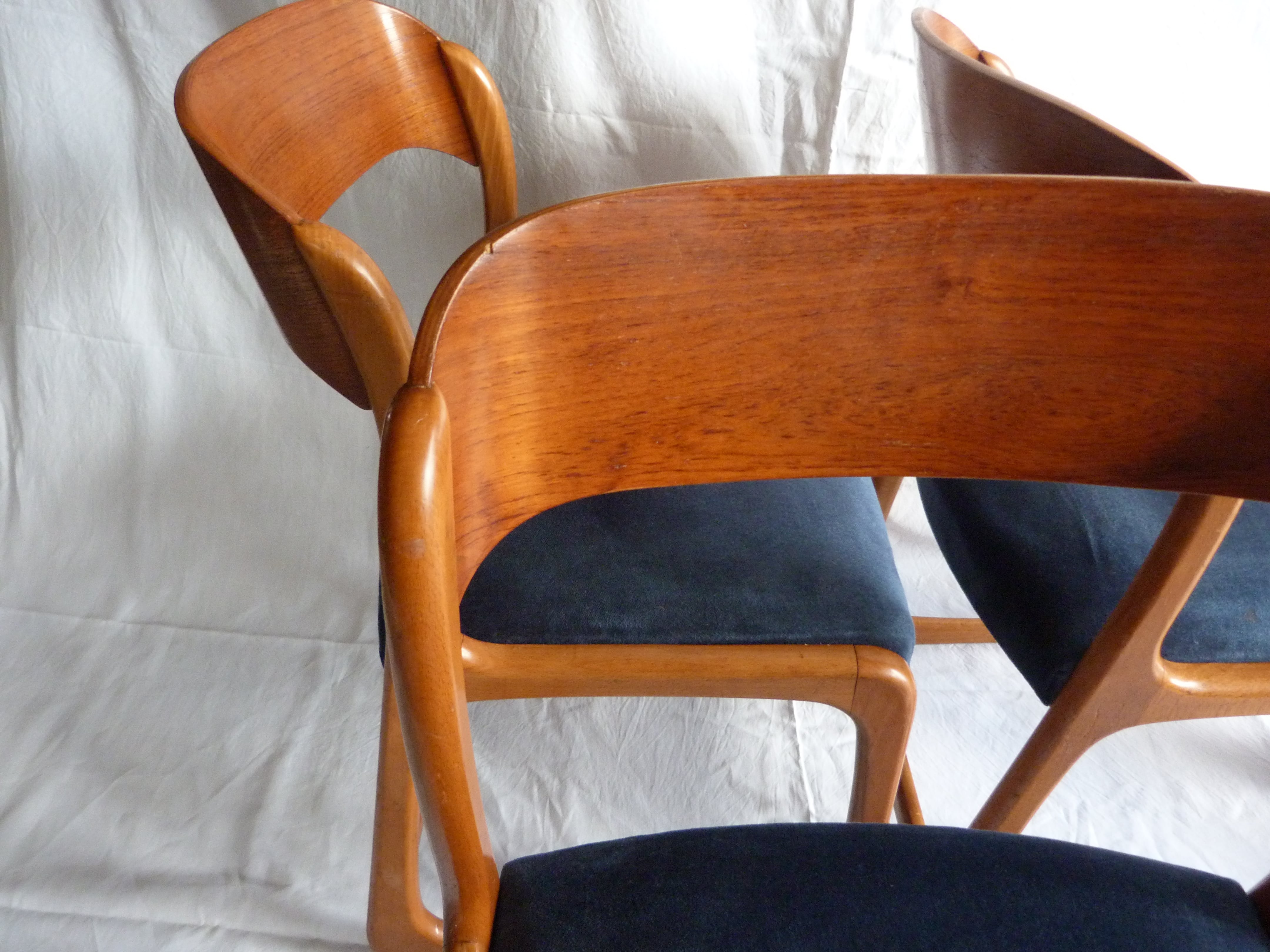 Suite of 4 Baumann sled chairs