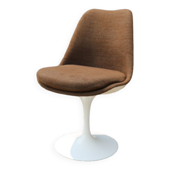 Chaise Tulipe Eero Saarinen marron