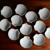 12 scallop shells porcelain biscuit