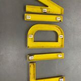 Lettres vintage plexi jaune années 70