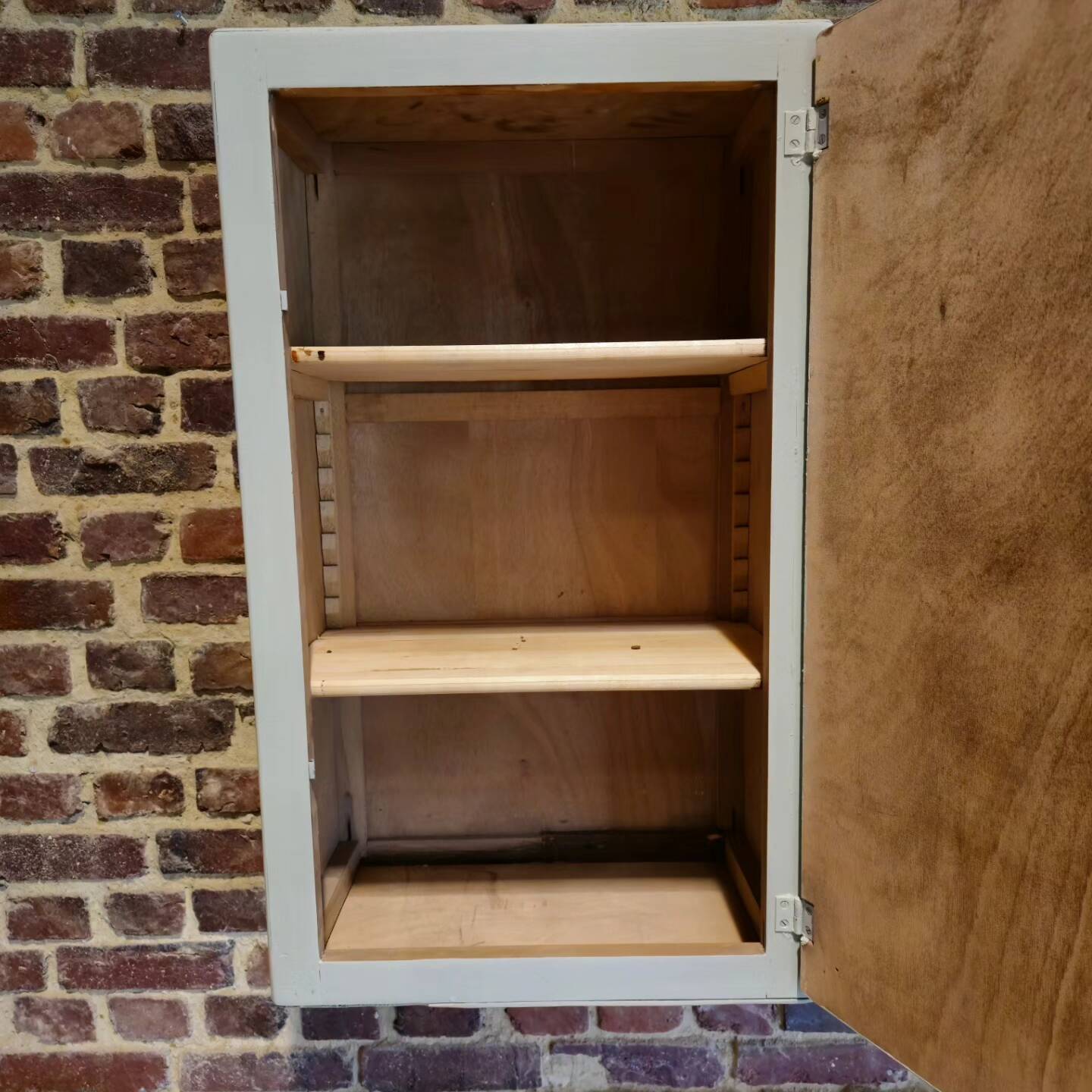 Armoire de toilette / pharmacie