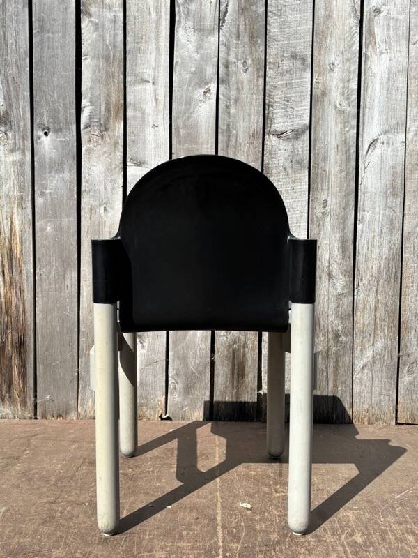 Grey wash Thonet Flex stacking chairs – design classic by Gerd Lange