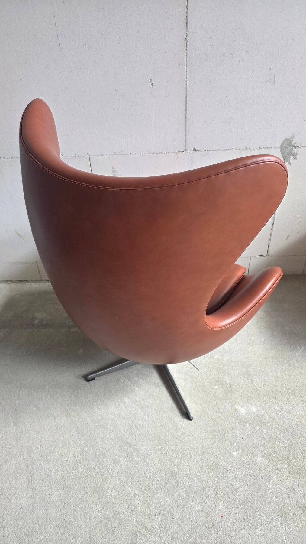 Fauteuil oeuf d'Arne Jacobsen pour Fritz Hansen