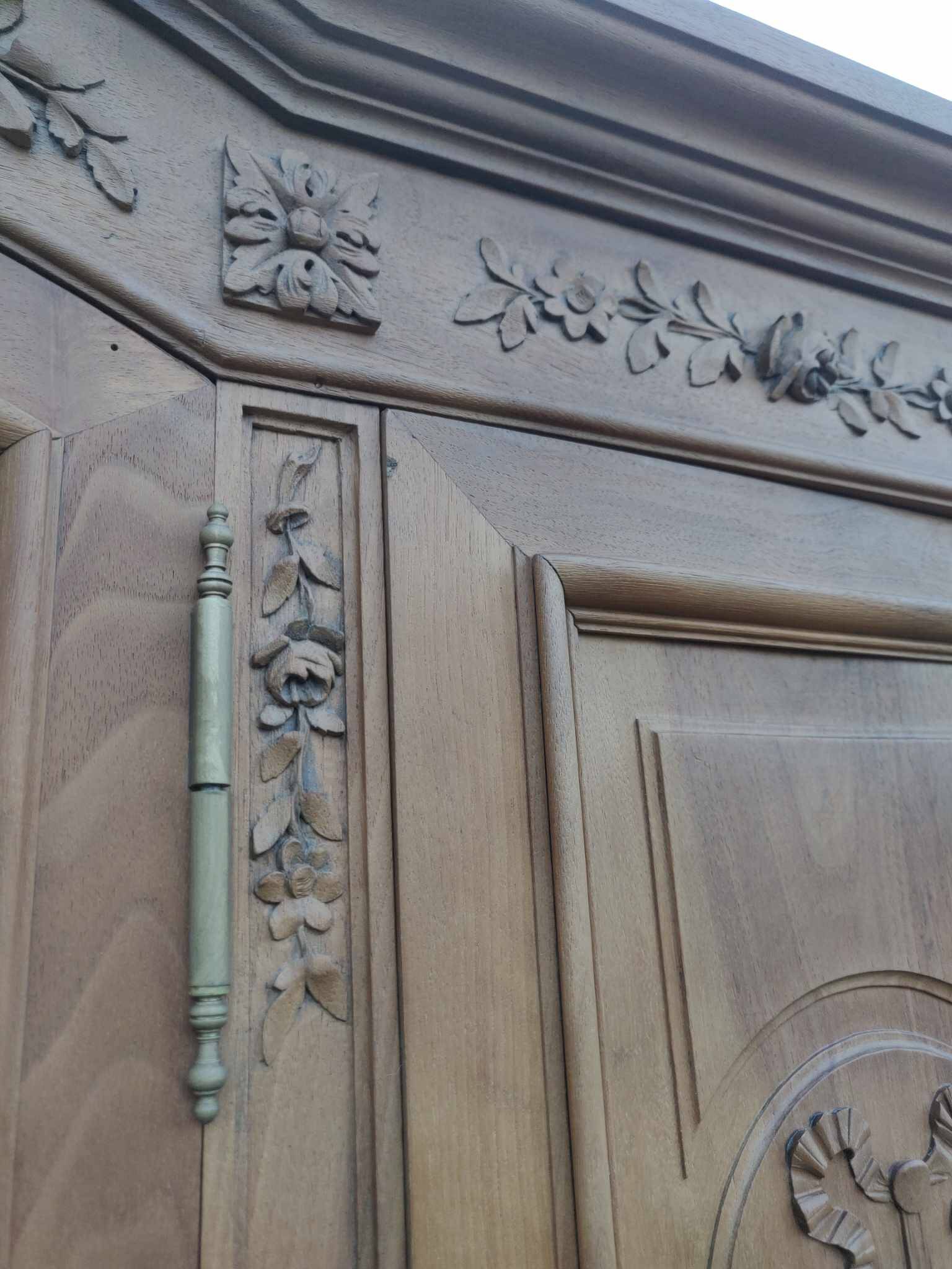 Two carved body dresser