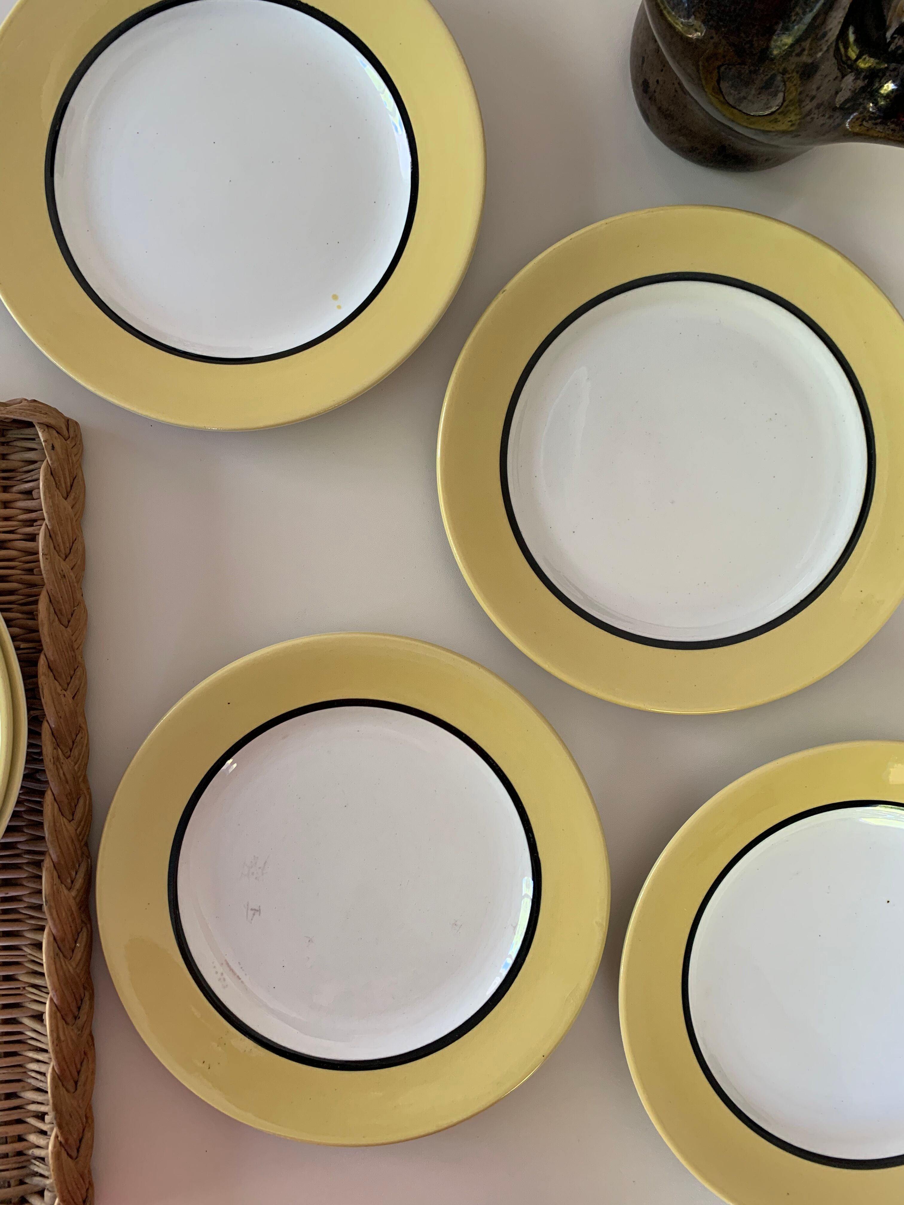 12 dessert plates l'Amandinoise