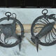 Paire d’appliques en métal sculpté signées RG