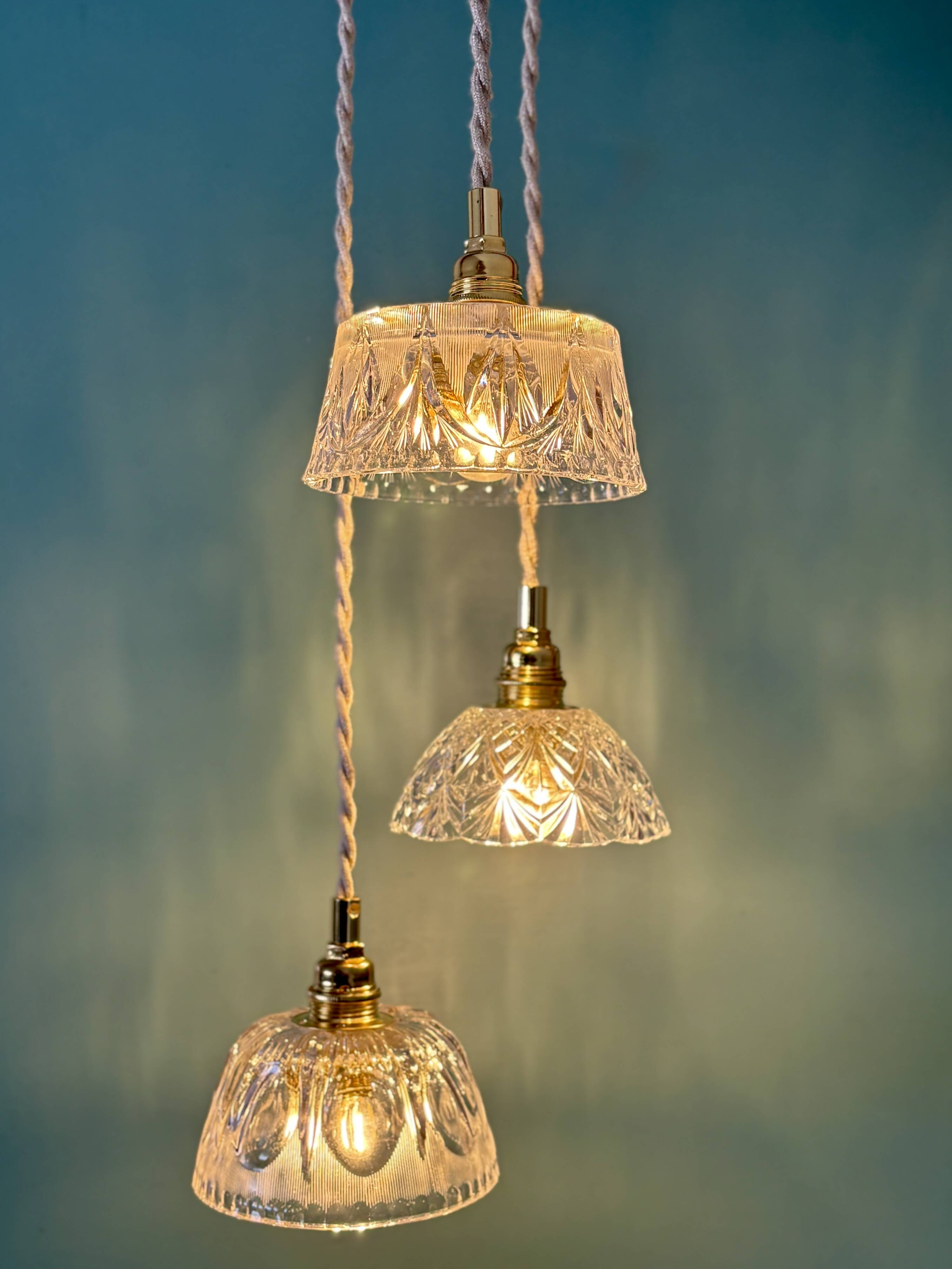 Vintage triple suspension lampshade in glass and cut crystal - collection