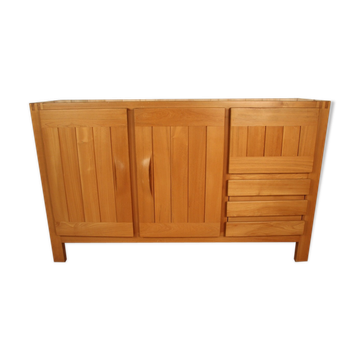 Elm tree sideboard of the Regain House