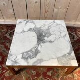 Table basse scandinave avec marbre