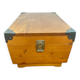 Storage box