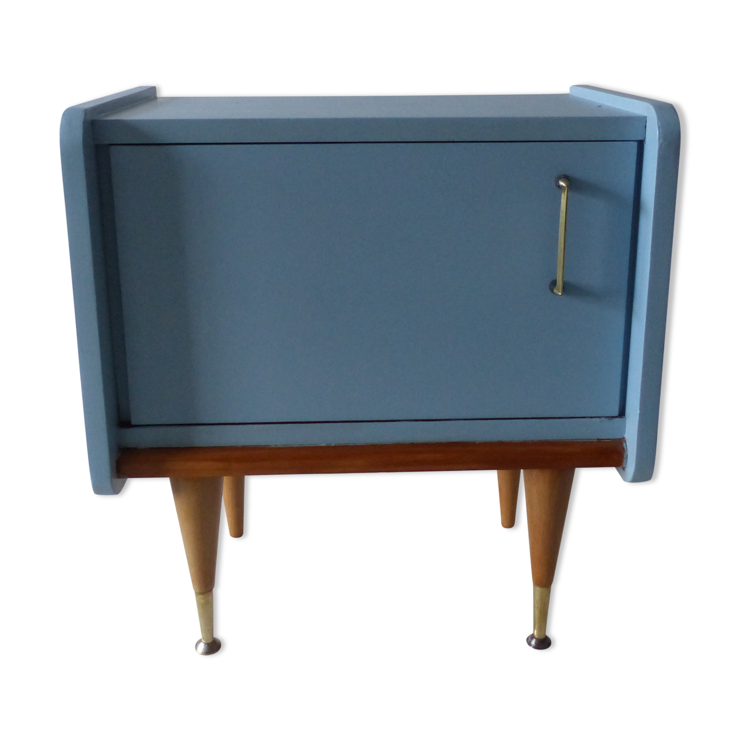 Bedside table