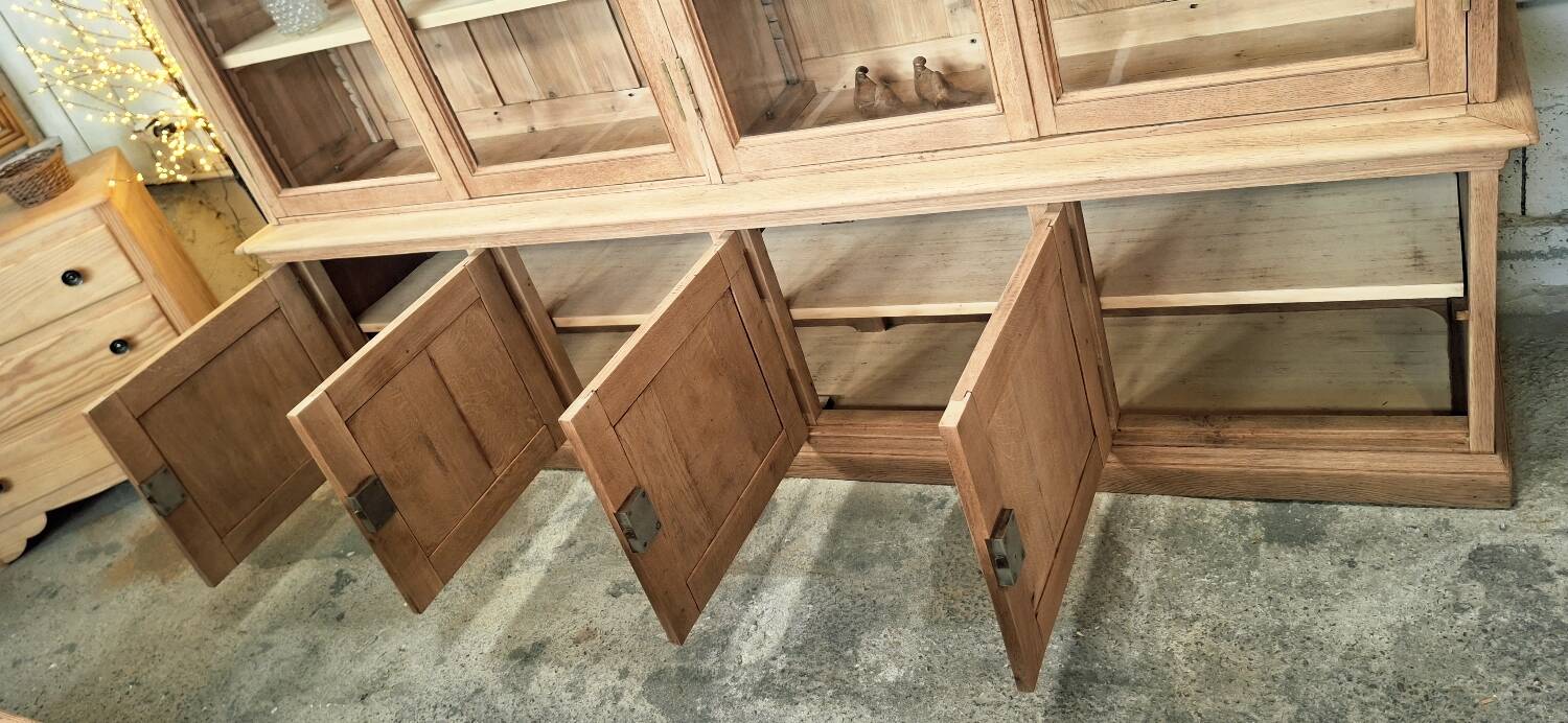 Grande vitrine ancienne de musée