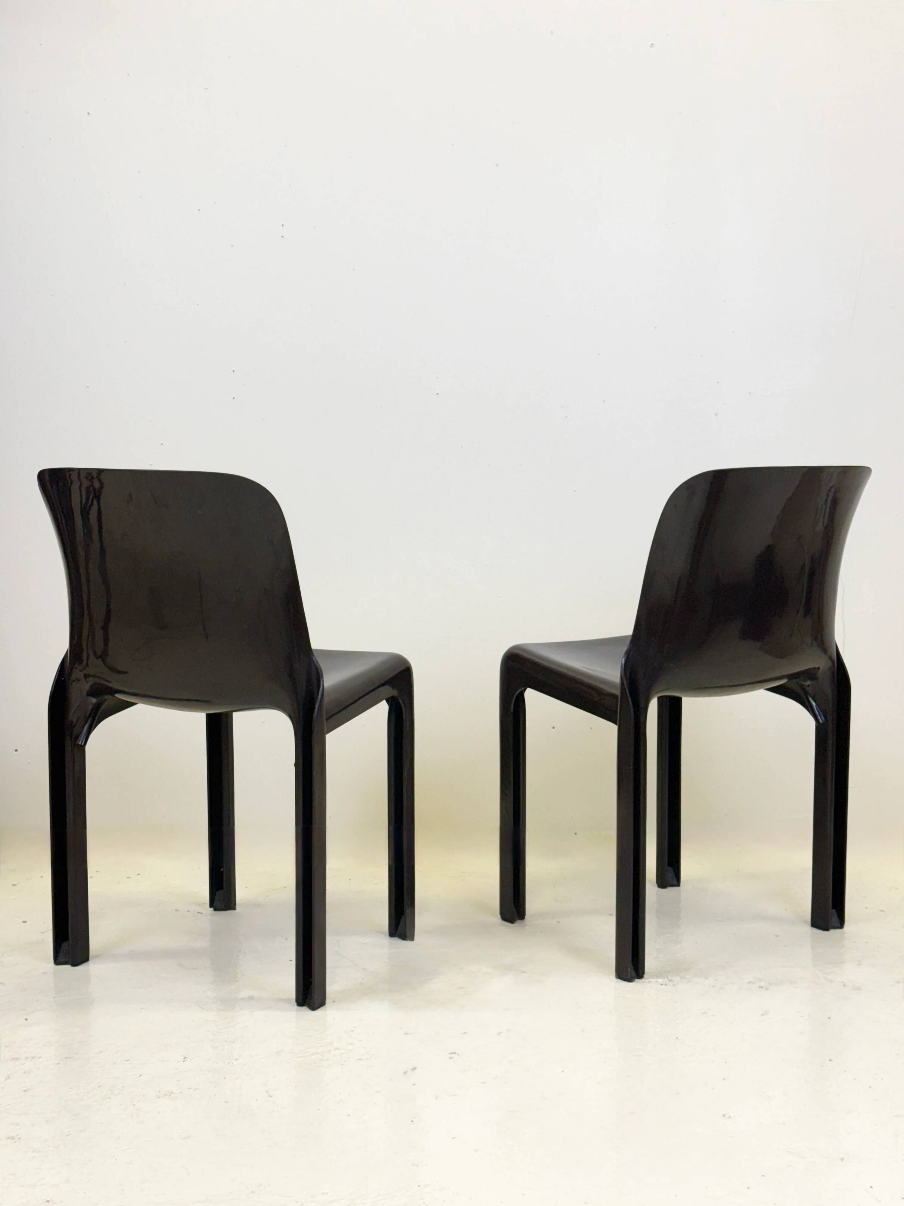 Pair of "Selene" chairs by Vico Magistretti for Artemide, Italy, 1970s