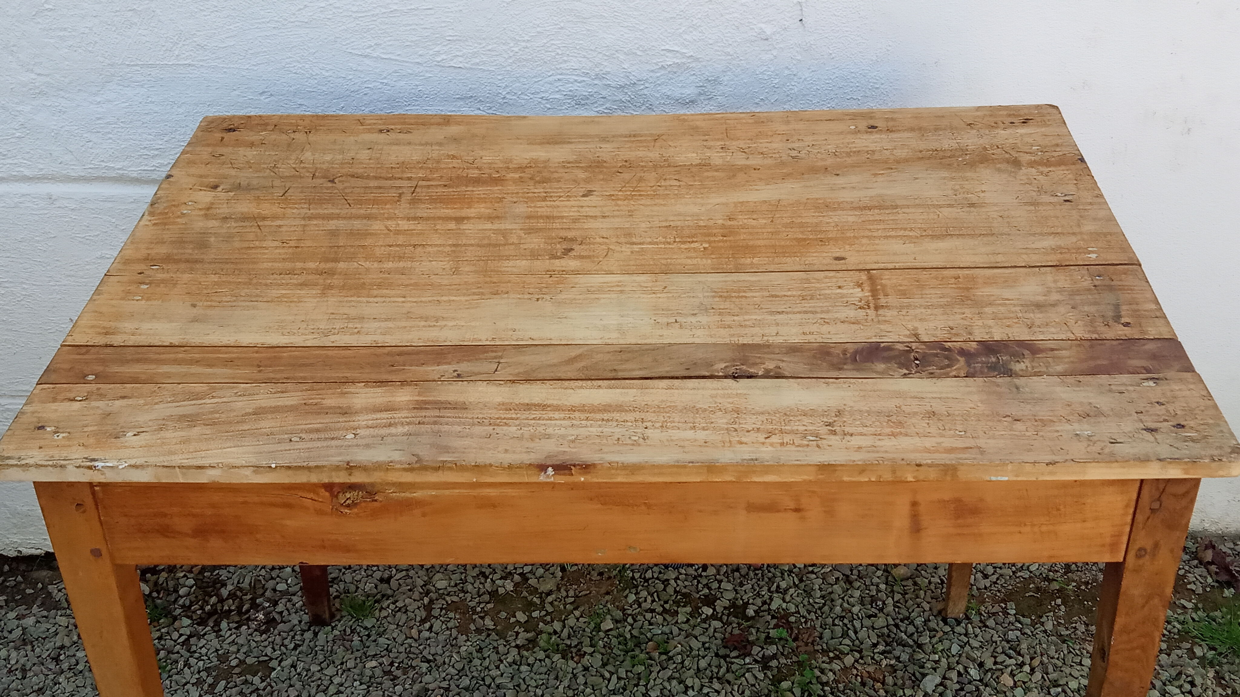 Old farmhouse table 6 people