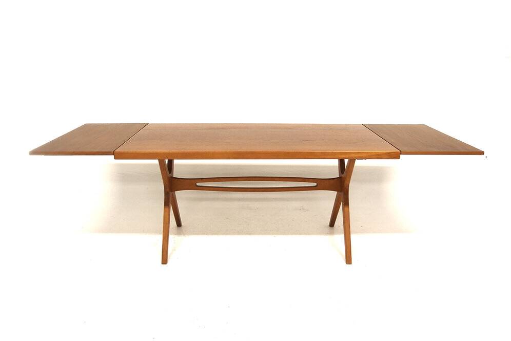 Scandinavian teak dining table, Treman, Sweden, 1960