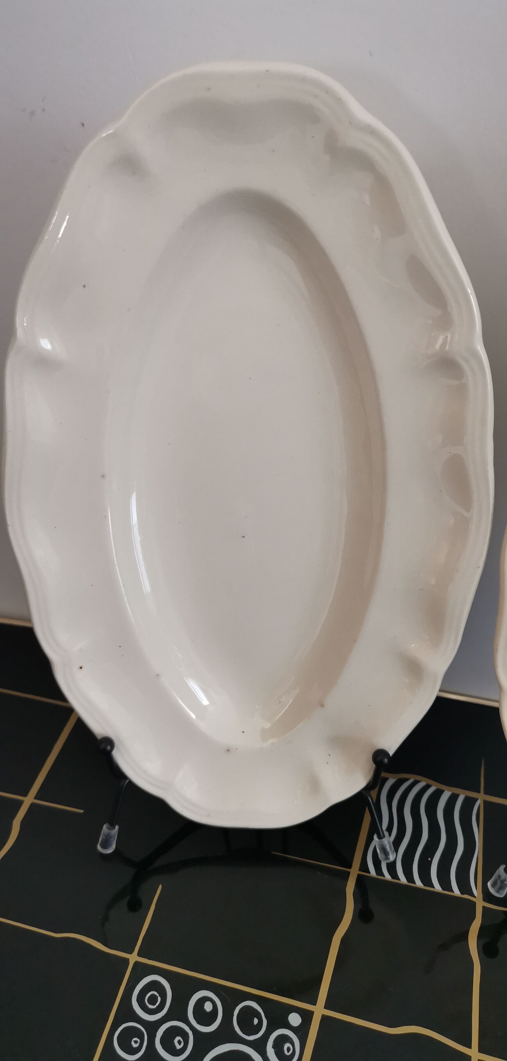 2 oval raviers Sarreguemines solid ivory color