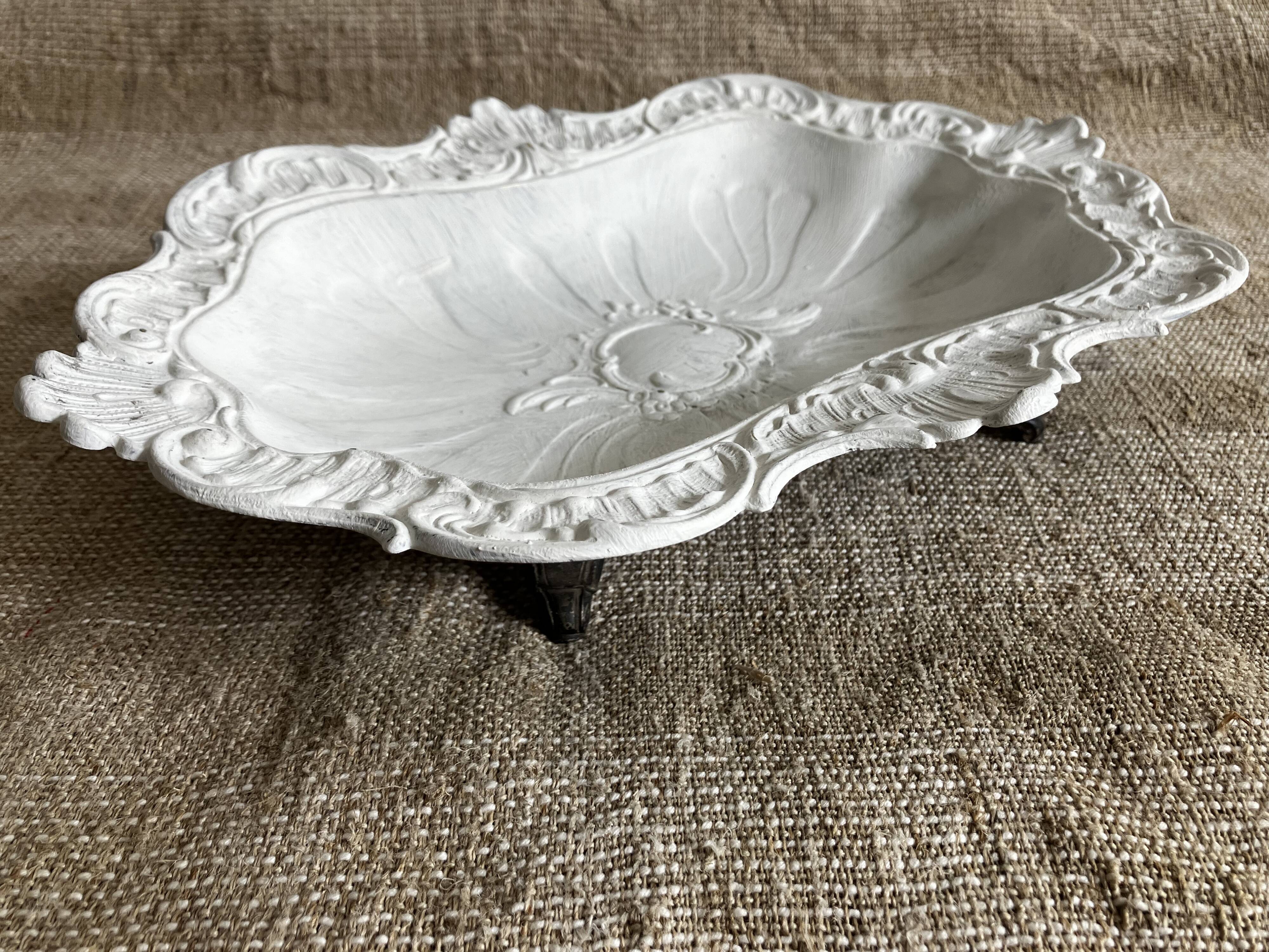 Bowl, pocket emptier