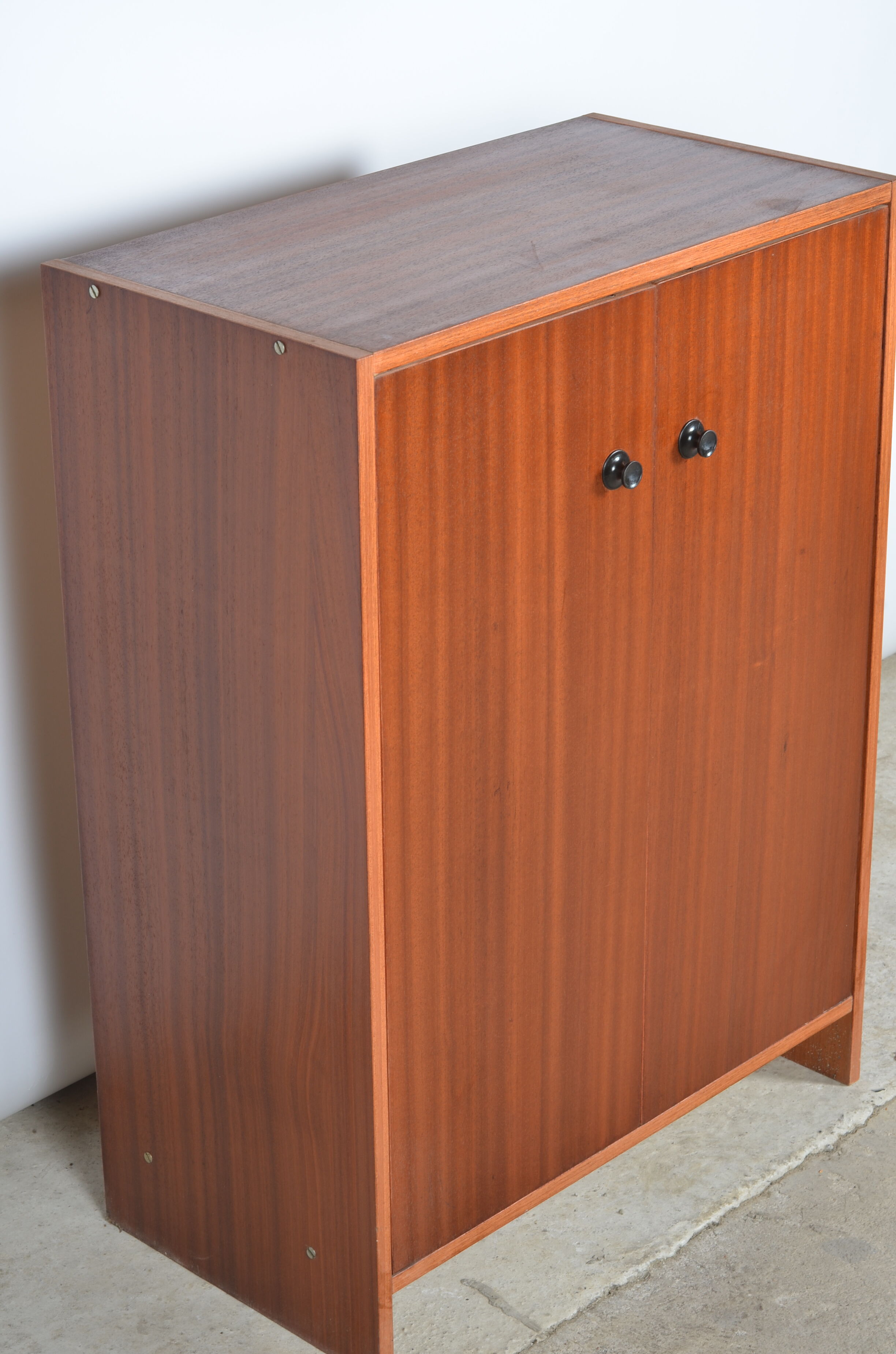 Shoe cabinet 2 doors