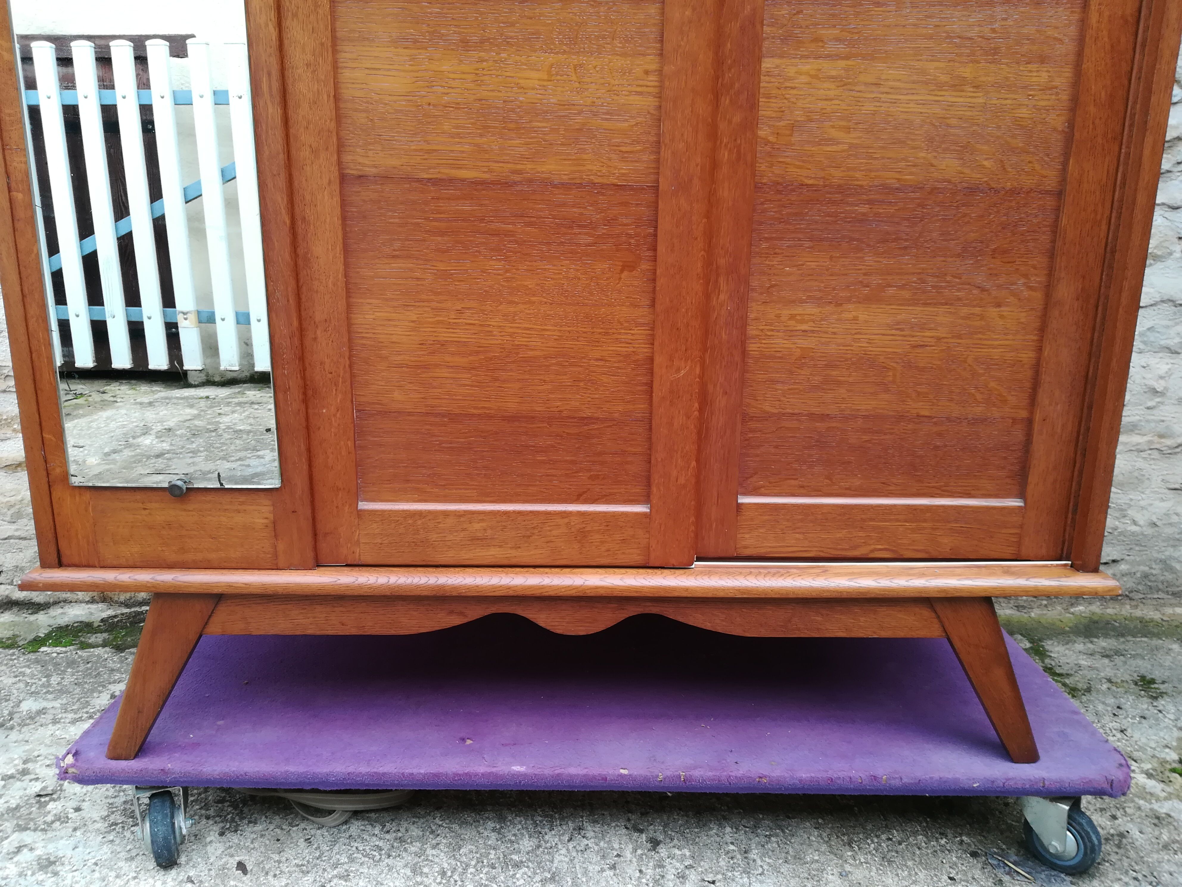 Wardrobe compass feet, 50s