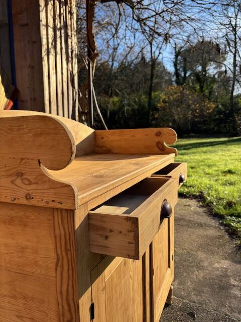 Buffet - Ancien meuble de toilette