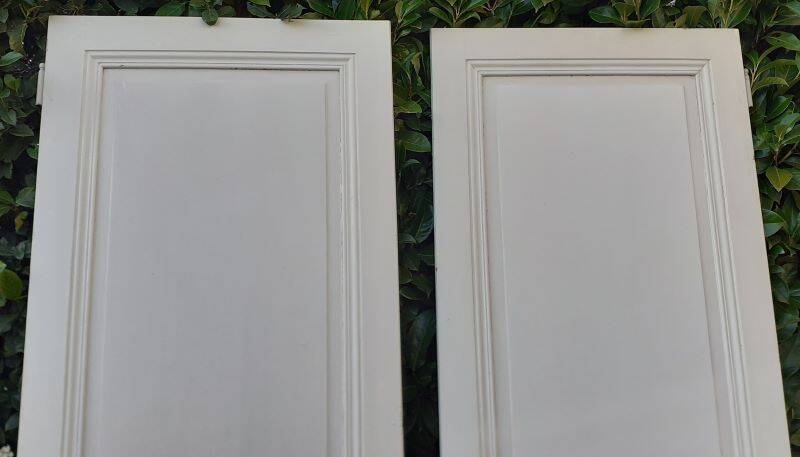Pair of old cupboard doors h220.5xL75cm each