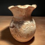 Round vase in mixed earth signed