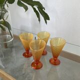 Coupe à glace en forme de cornet vintage