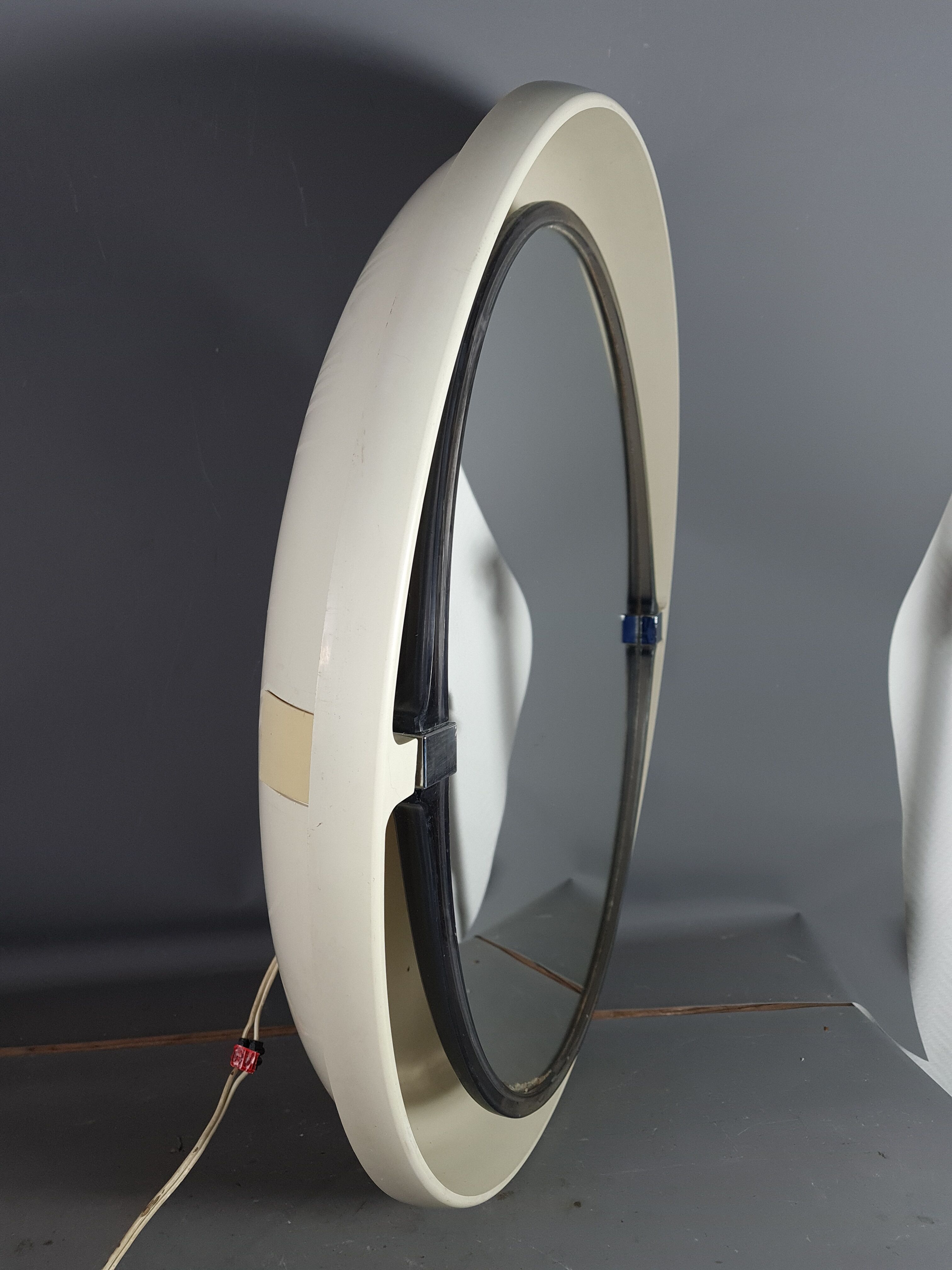 Oval mirror backlit vintage 70, 68x55 cm